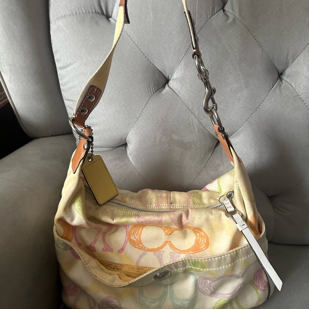 ✨SOLD Coach Multicolor Signature C Shoulder Bag